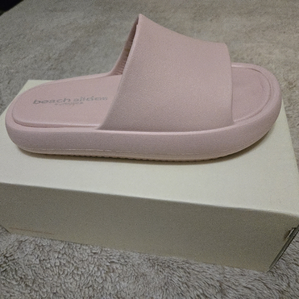 BEACH SLIDESSQUISH SANDAL LIGHT PINK EVA size 10